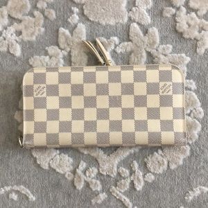 Louis Vuitton Damier Azur insolite wallet